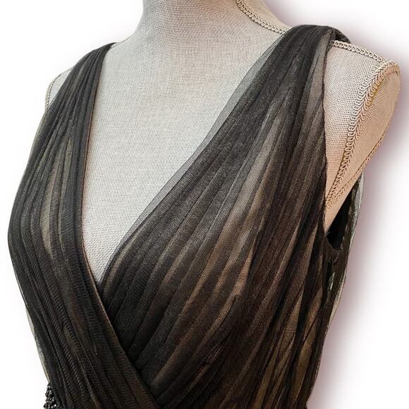 BADGLEY MISCHKA Black Pleated Tulle Chiffon Formal Gown - Picture 4 of 16